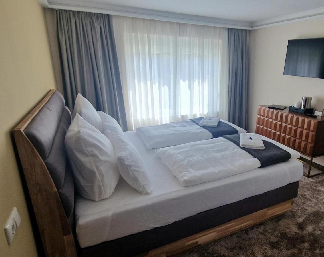 Hotel Rhin Inn Fehrbellin 외부 사진