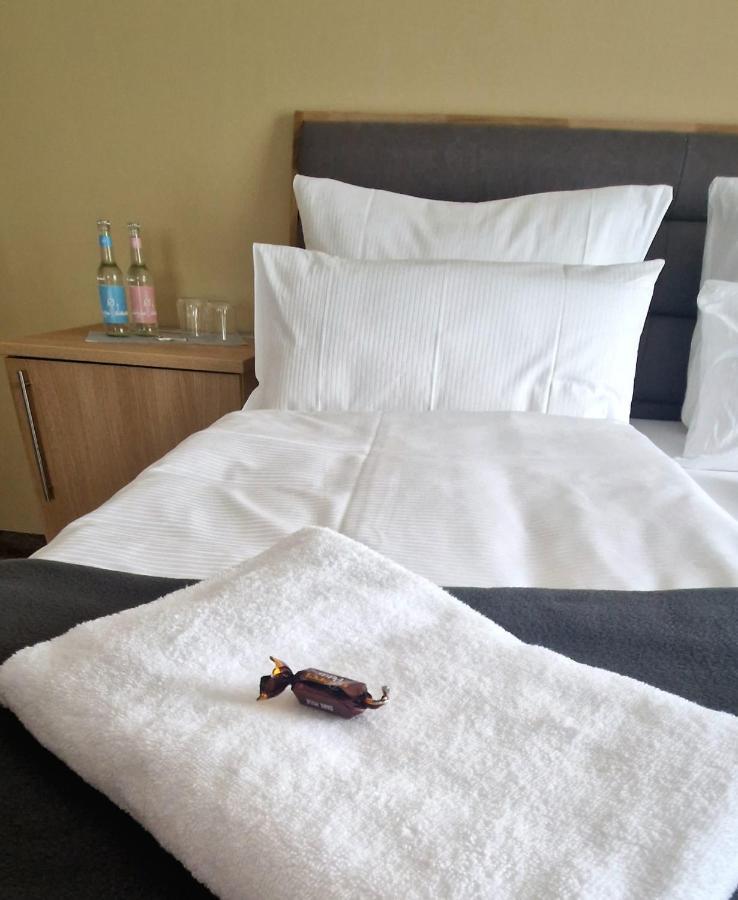 Hotel Rhin Inn Fehrbellin 외부 사진