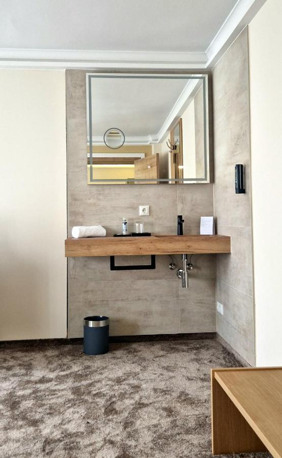 Hotel Rhin Inn Fehrbellin 외부 사진